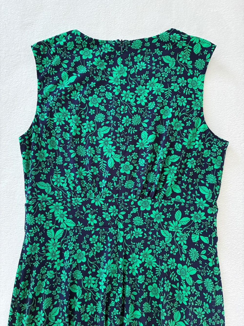 Maggy London Dress 8 Green Navy Floral Sleeveless Midi Fit & Flare Cottagecore - Picture 6 of 10